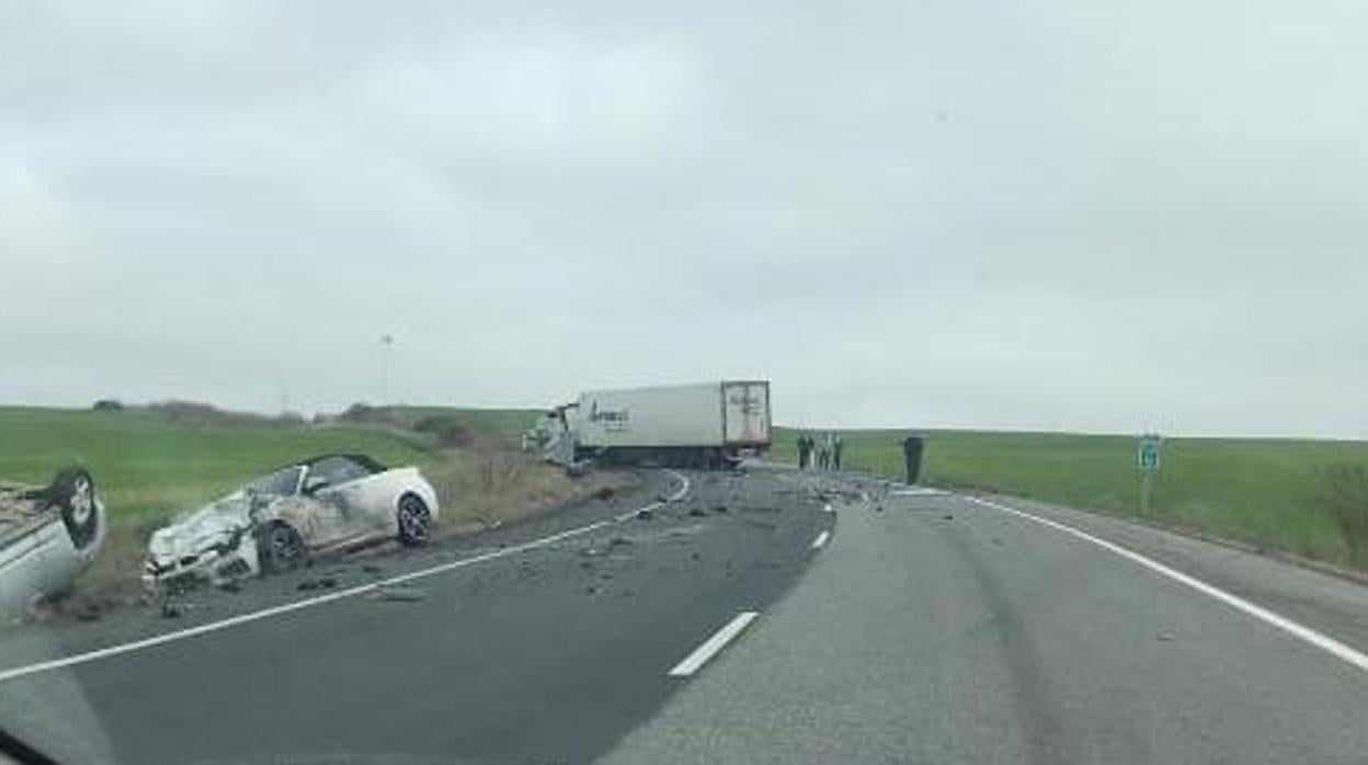 Así quedó el vehículo tras la colisión