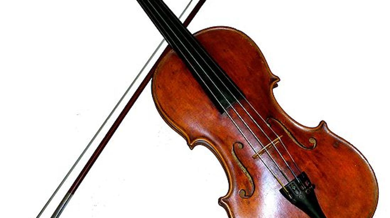 Imagen de un violín, no el hallado.