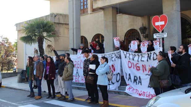 El juzgado paraliza durante tres meses el desahucio de una vecina de San Juan de Aznalfarache