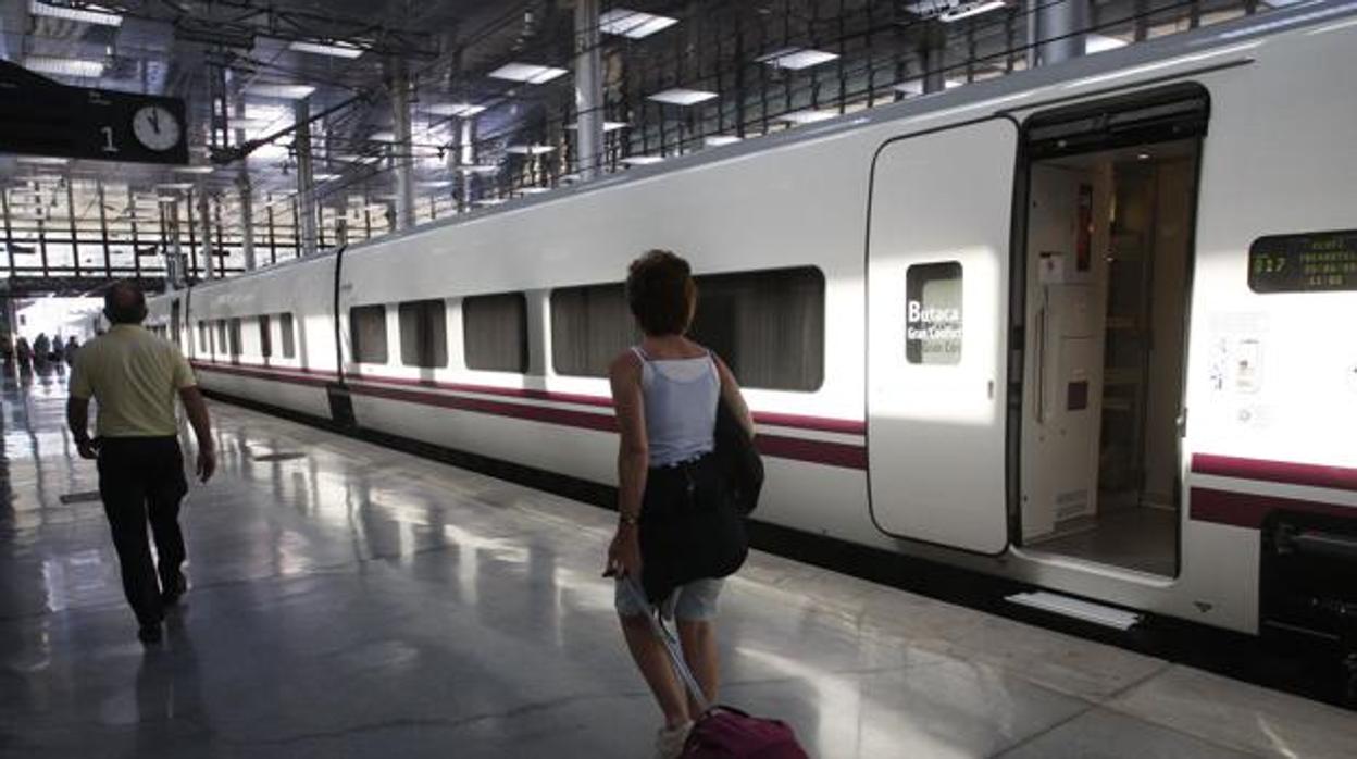 La estación término de Renfe en Cádiz.