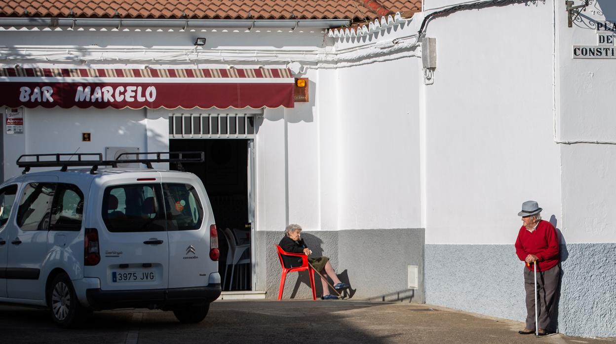 El bar Marcelo, en el municipio más pequeño de la provincia de Sevilla, El Madroño