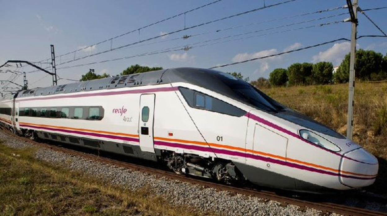 Renfe mejora la conexión Algeciras-Granada con los nuevos trenes Avant