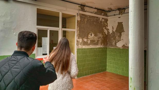 El PP denuncia el abandono del centro de artes escénicas de Arbolí