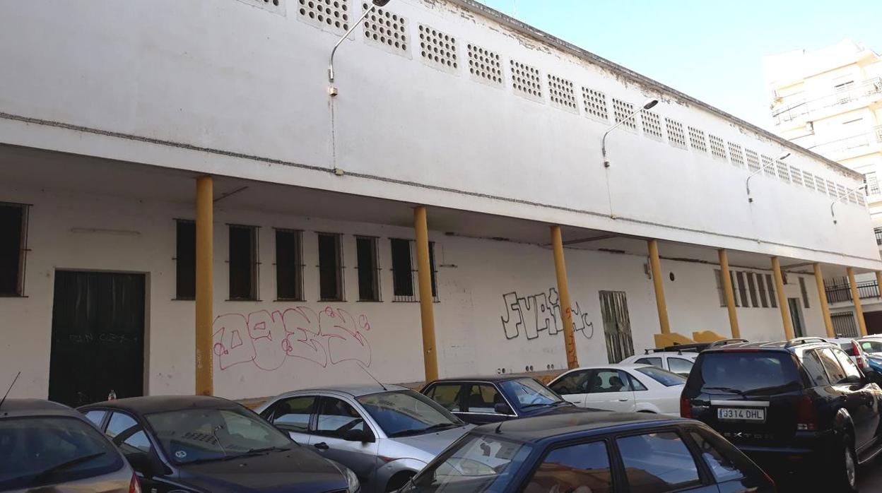 El Ayuntamiento de Alcalá de Guadaíra va a demoler el edificio del antiguo mercado de abastos