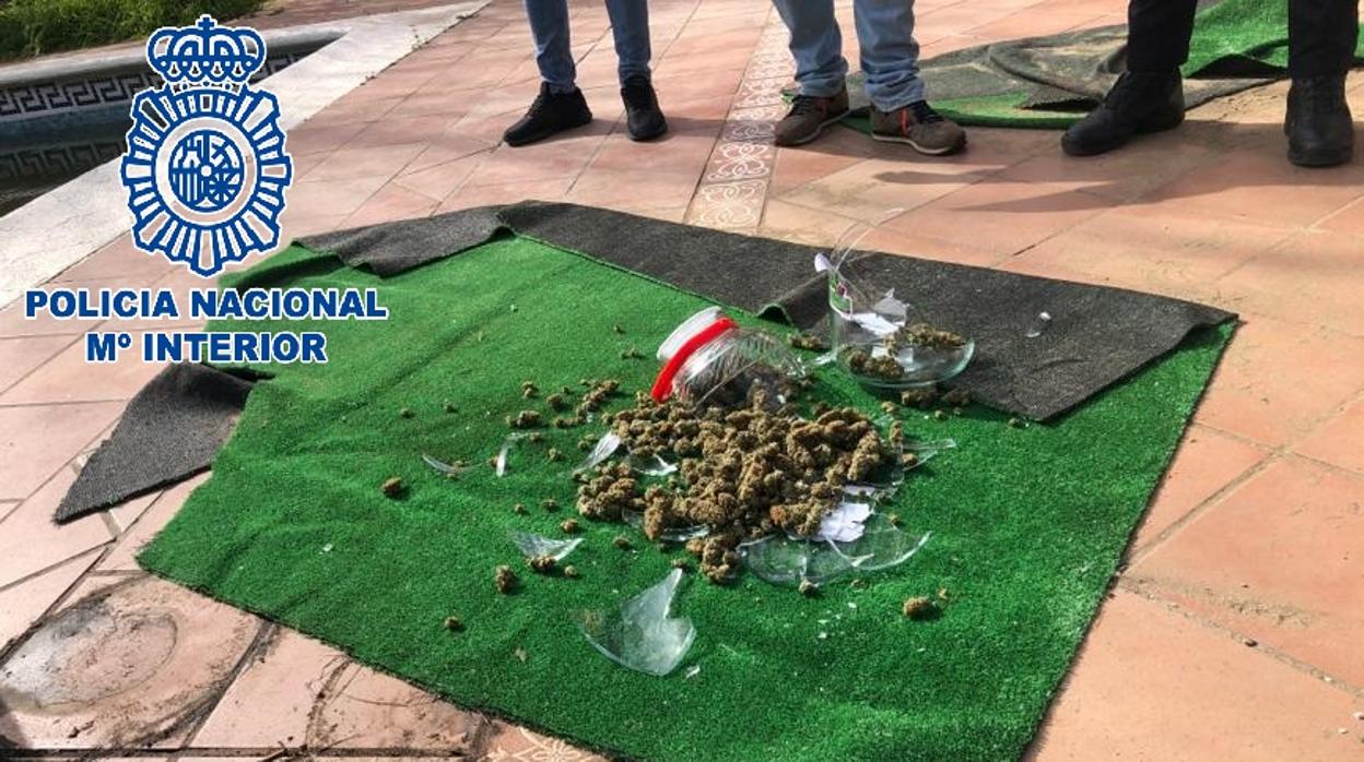 La Policía Nacional desmantela en La Línea un punto de venta de droga «muy activo»