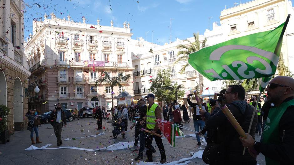 Los empleados municipales, contra Kichi