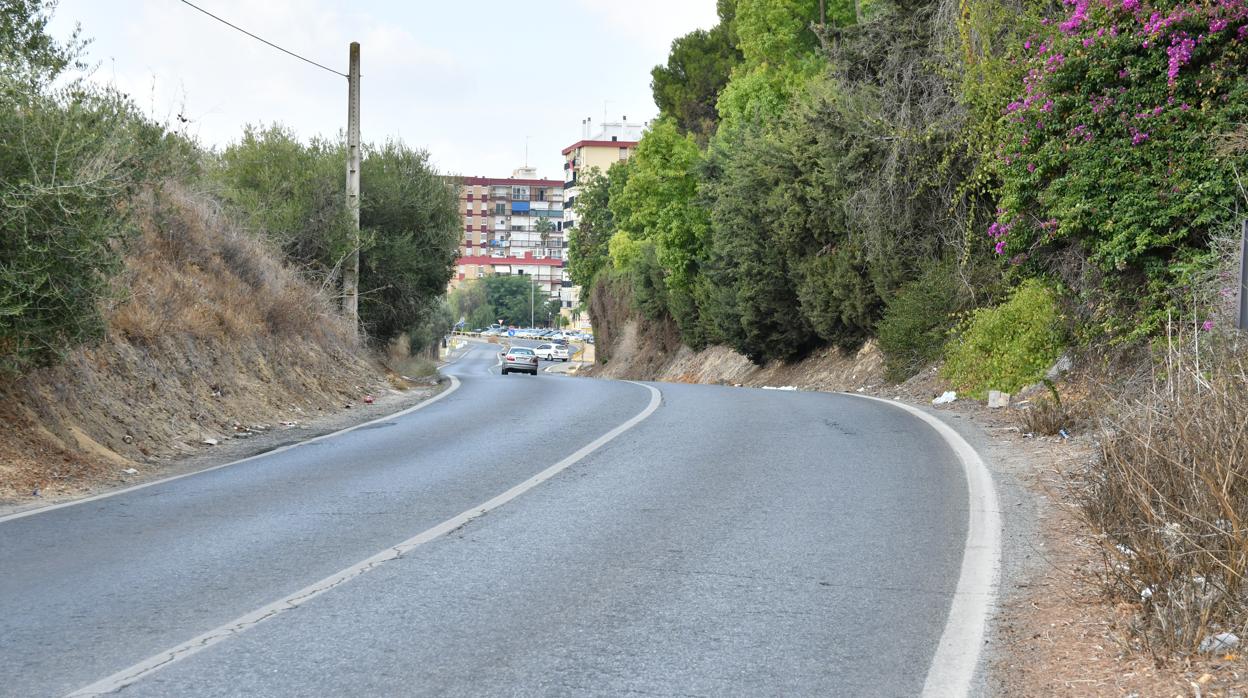 La carretera que une Bormujos con Tomares a su paso por Castilleja de la Cuesta