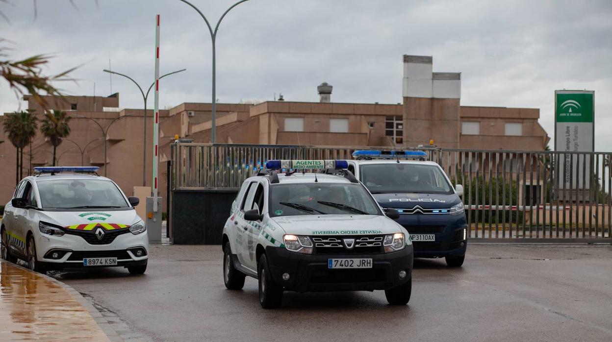 Dos detenidos por apedrear a policías que custodian a los ancianos de Alcalá a La Línea