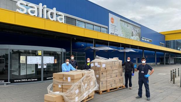 Ikea dona más de 10.000 mascarillas al hospital y al Ayuntamiento de Jerez