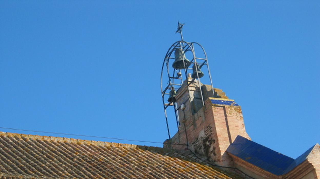 Campanario de la iglesia del municipio jandeño.