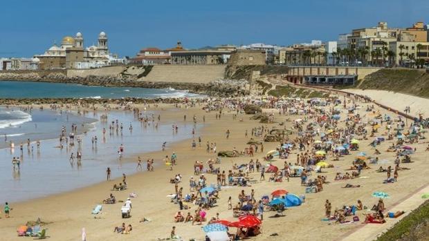 Cádiz 2000 rechaza aplicar un ERTE a las plantillas de playas