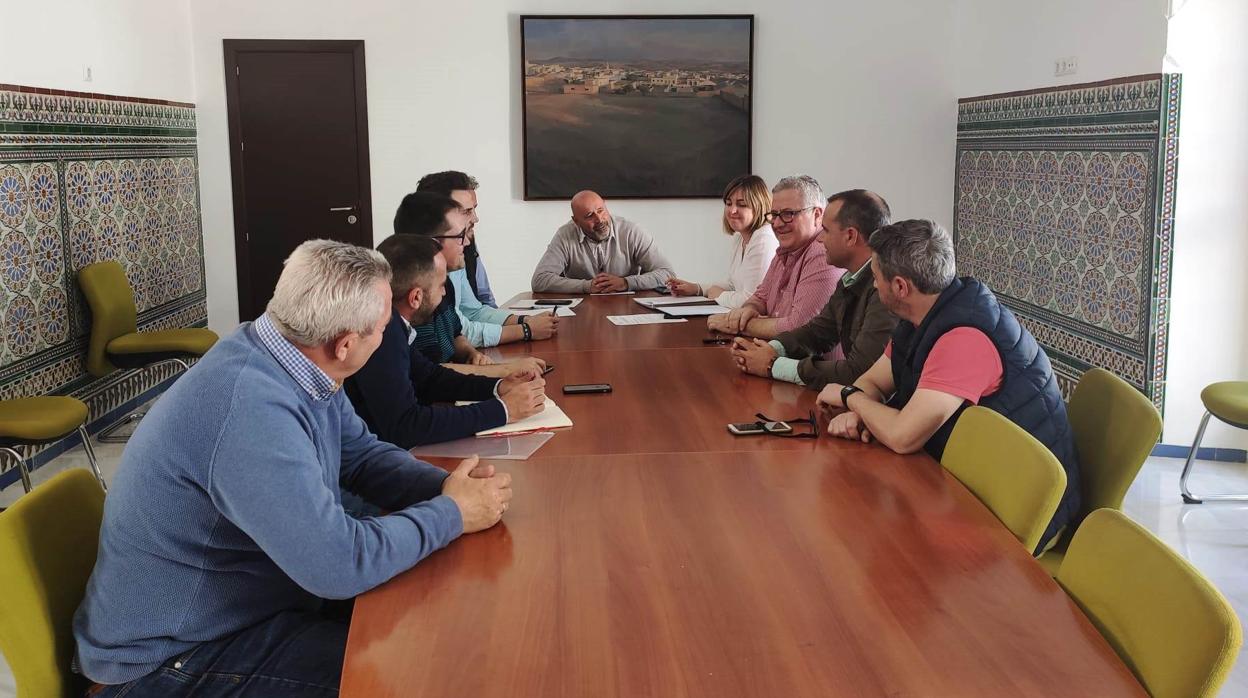 Reunión de la Corporación municipal unos días antes del decreto de alarma