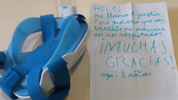 Un niño de 8 años cede su máscara de buceo al hospital de Cádiz para que sirva como respirador