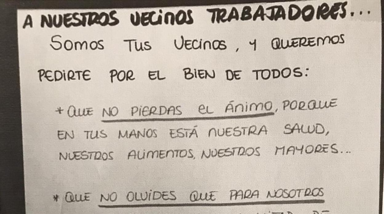 El bonito mensaje de una comunidad de Jerez a sus vecinos trabajadores durante el Estado de Alarma