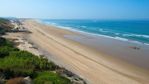 Conil permitirá a los residentes el acceso a playas y pinares