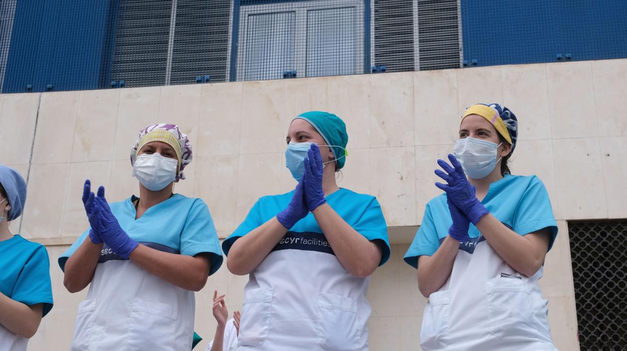 Cádiz frena al coronavirus con sólo tres nuevos positivos y una muerte en las últimas horas
