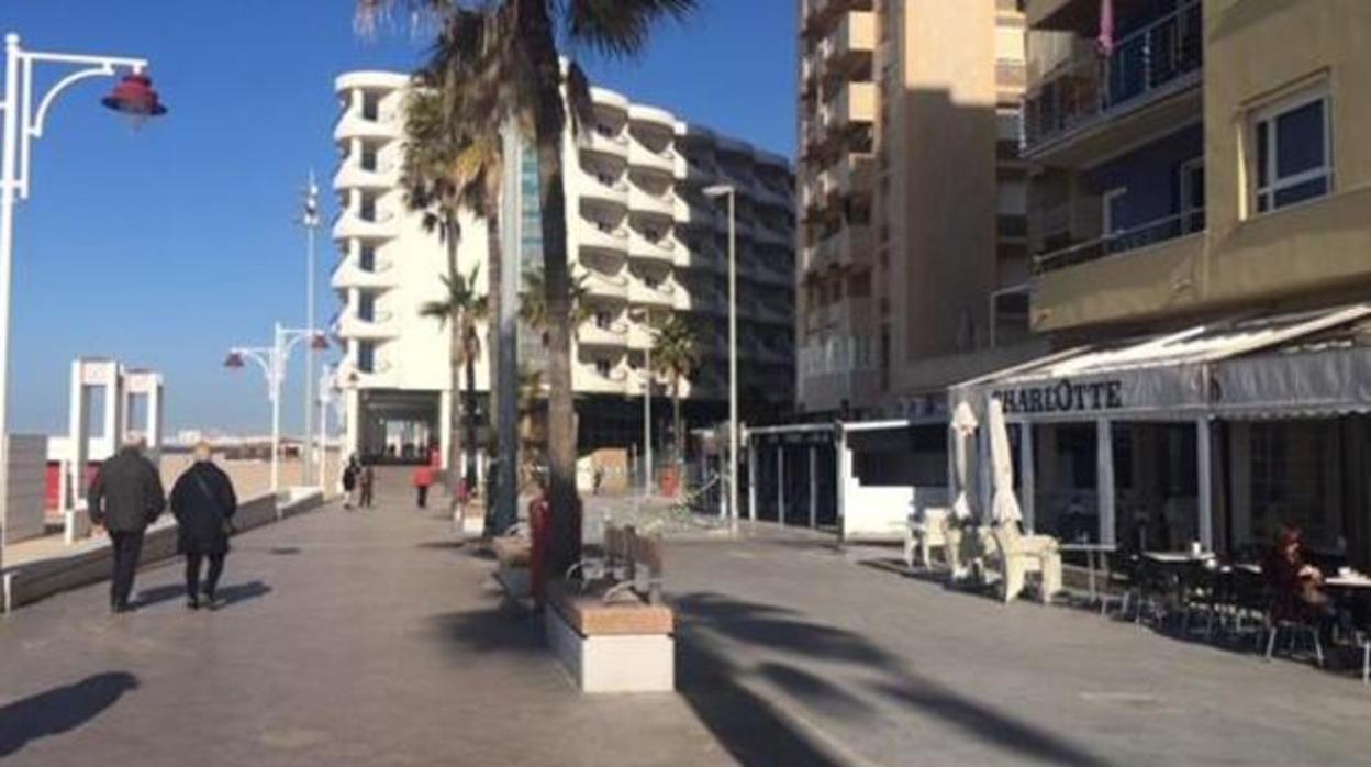 Los vecinos apoyan al sector hostelero en la ampliación temporal de las terrazas.