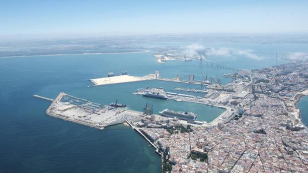 El Puerto de Cádiz adapta su comercialización a las limitaciones del Estado de Alarma