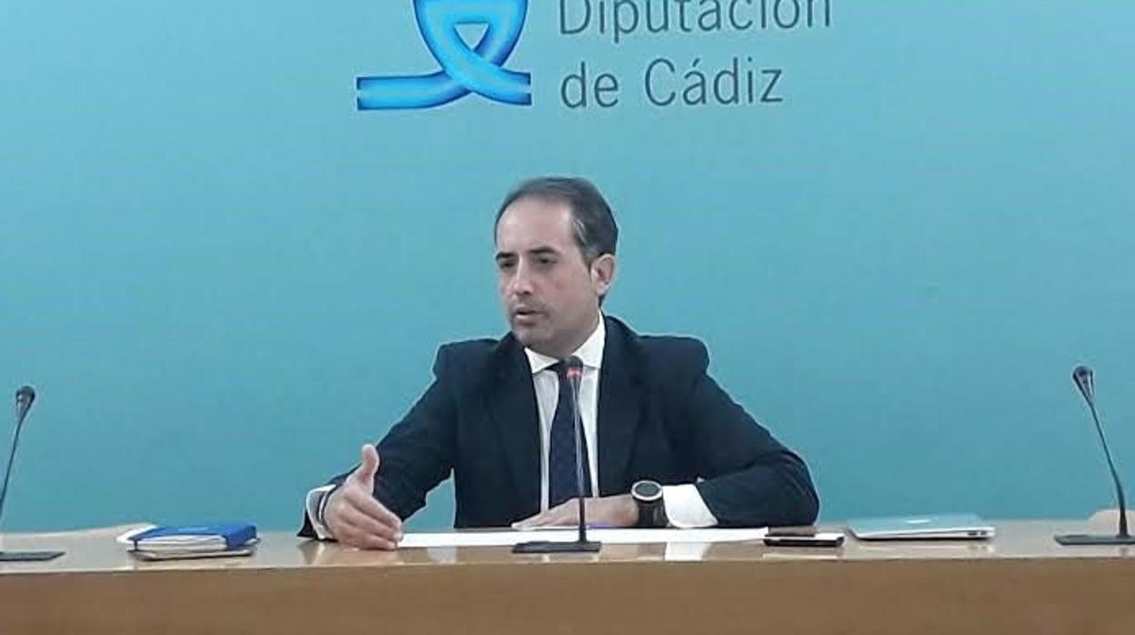 Una de las ruedas de prensa del portavoz popular en Diputación