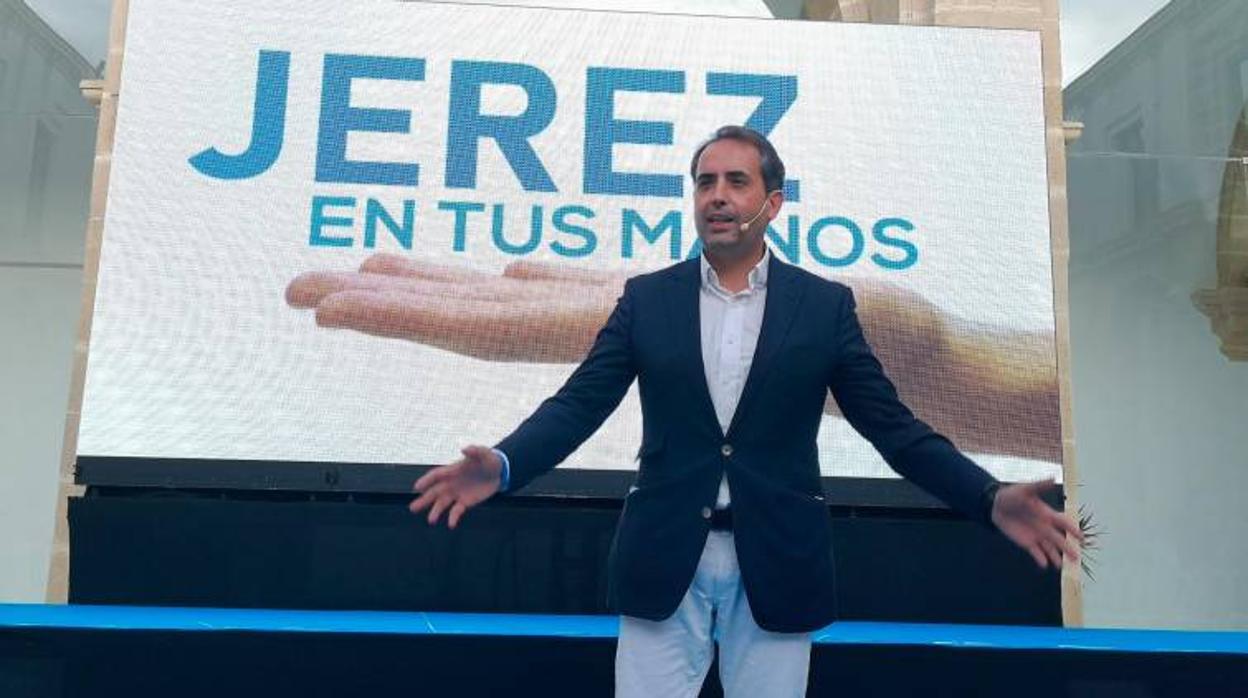 El portavoz del PP en Jerez en uno de los actos celebrados antes del confinamiento