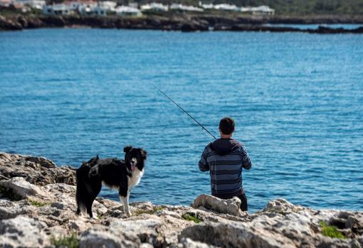 La práctica de la pesca deportiva está permitida en la fase 1