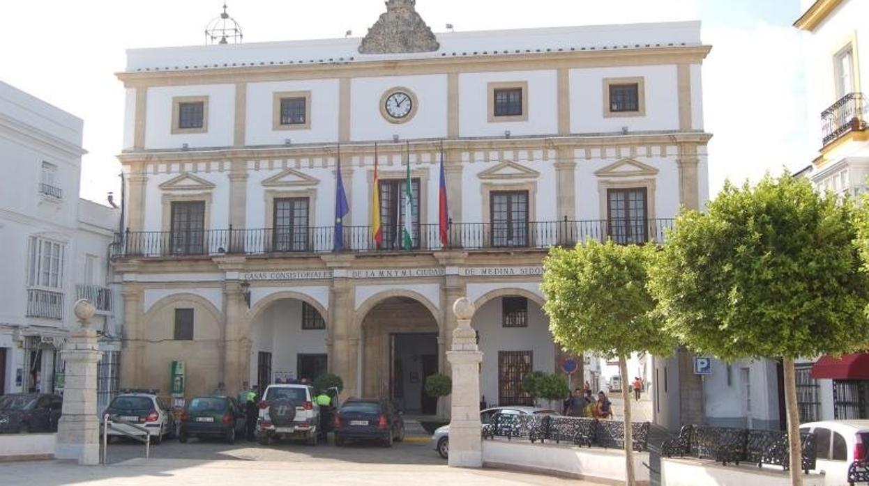 La Junta dotará con 16 nuevos efectivos a los Servicios Sociales Comunitarios de seis municipios de Cádiz