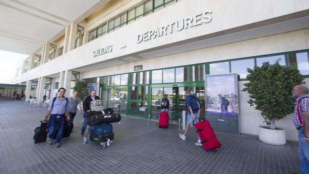 Las aerolíneas ya ofertan vuelos internacionales desde Jerez para el mes de julio
