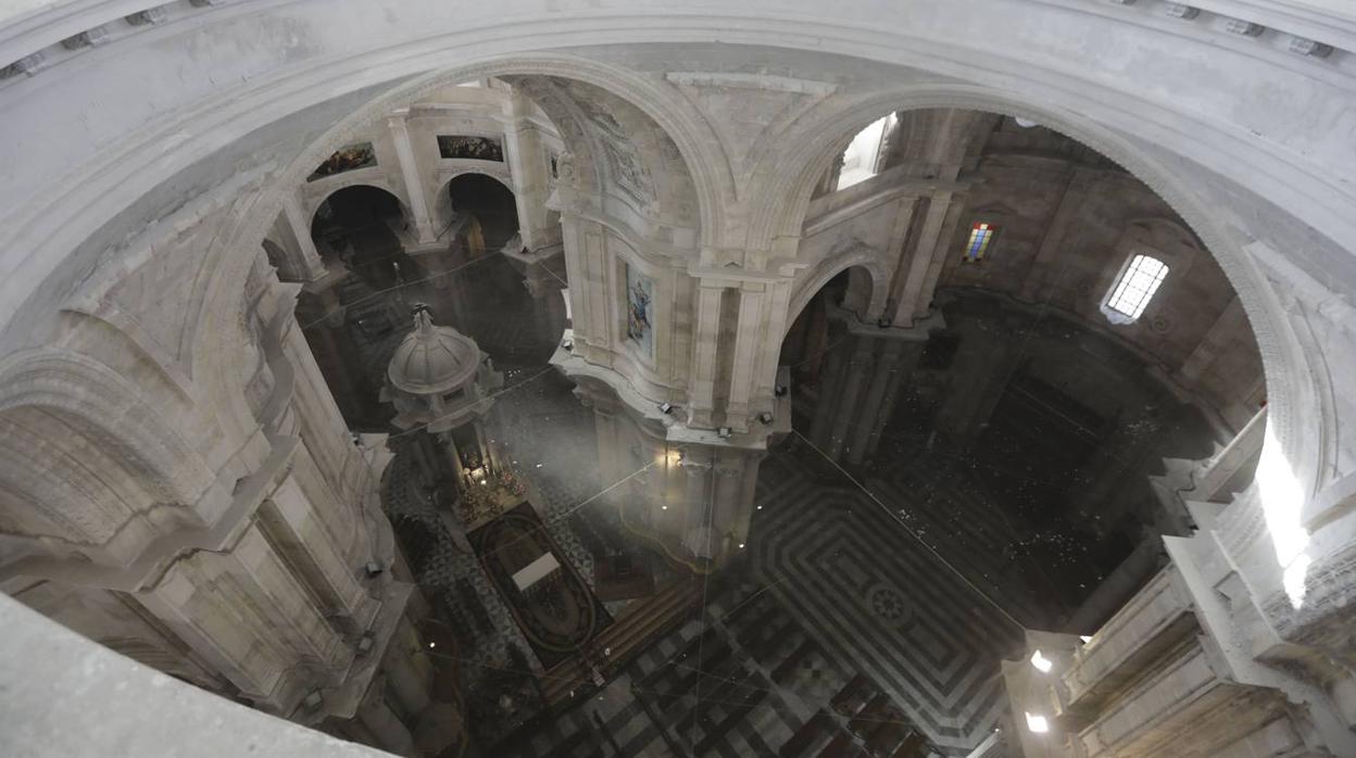 Imagen del altar mayor de la Catedral