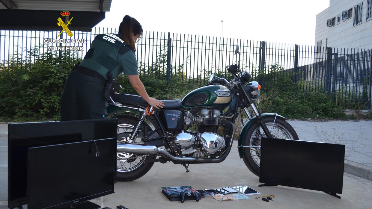 La moto que había usado para los robos la había sustraído en el barrio de Nervión