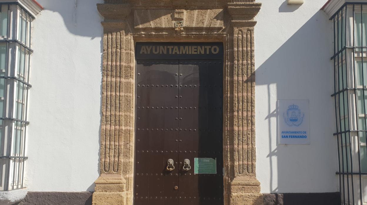 Dependencias municipales del Ayuntamiento de San Fernando en calle Real