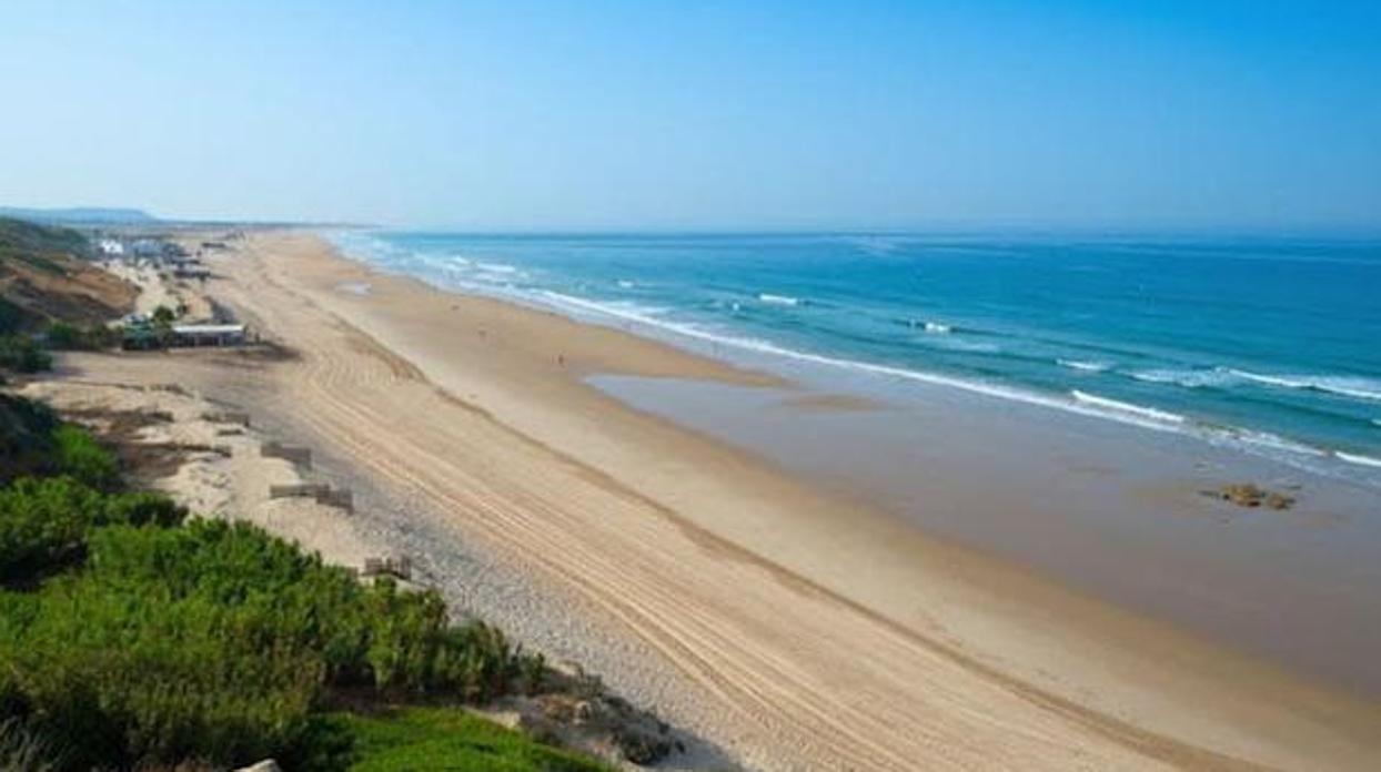 Con la movilidad entre comunidades, se espera que aumente el número de visitantes a las playas gaditanas.