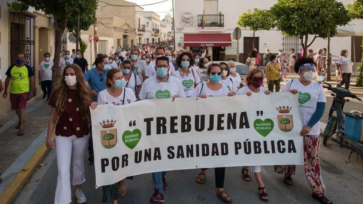 Cabecera de la manifestación en favor de la sanidad pública.