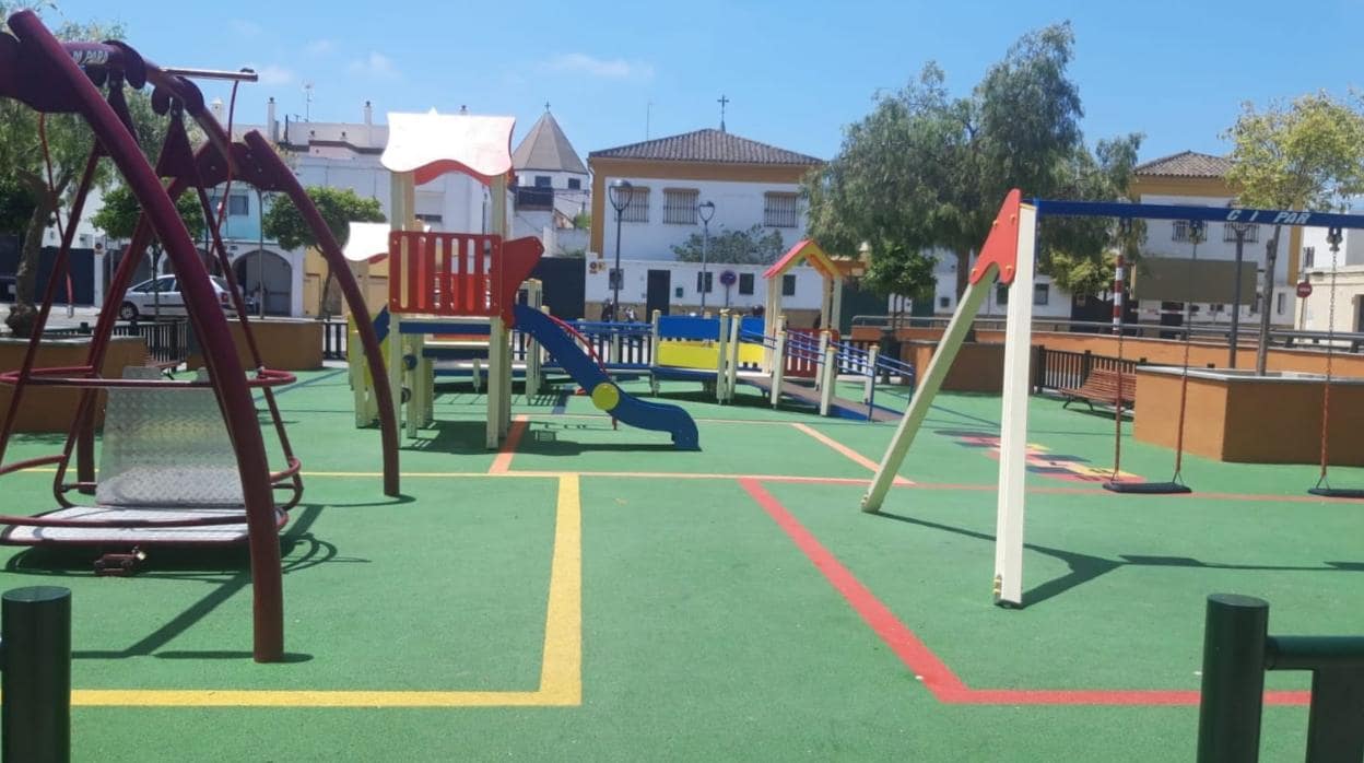 Parque infantil de Reyes Católicos