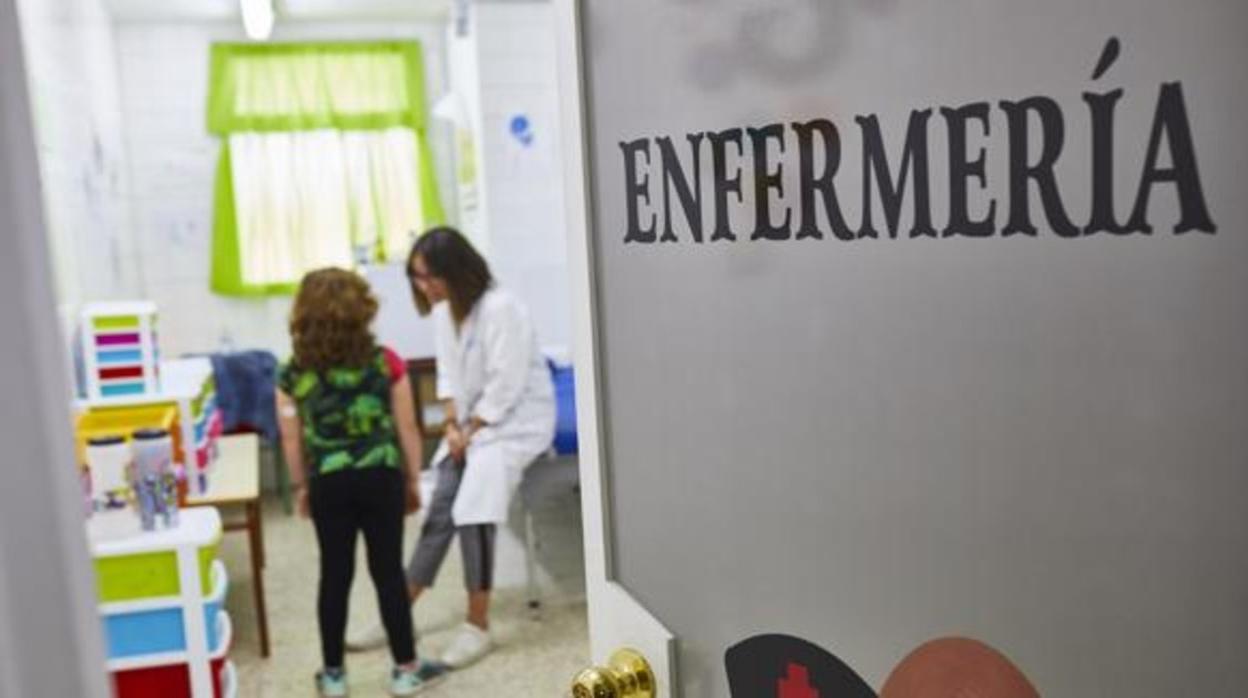 Piden la implantación de la enfermera escolar el próximo curso