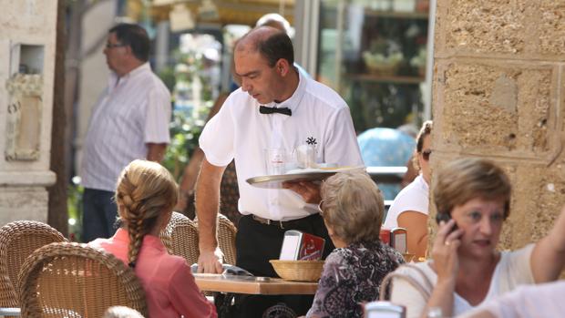 Baja el paro en Cádiz pero anota el peor junio de los últimos cinco años