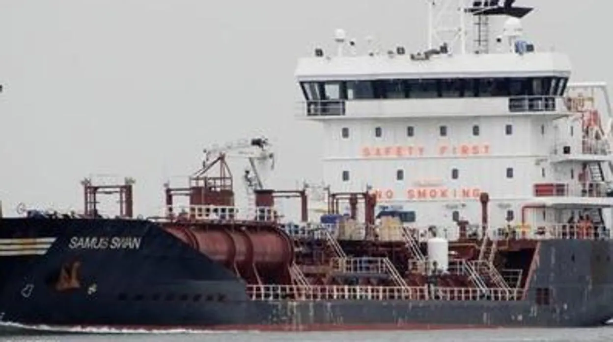 El petrolero ha sido inmovilizado en el puerto de Algecira