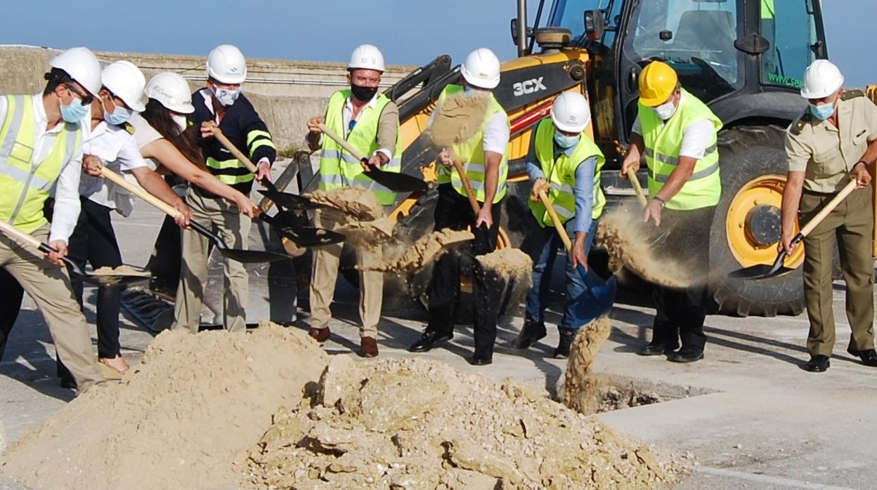 La UTE pone la primera piedra del Centro de Integración de Sistemas en Tierra para las F-110 en la Base de Rota