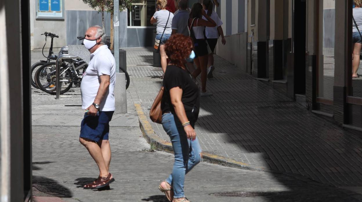 Cádiz supera el brote de Algeciras a escasas horas del inicio del uso obligatorio de las mascarillas