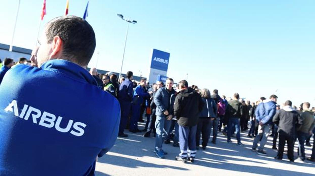 Trabajadores de Airbus Getafe en una movilización el pasado mes de febrero.