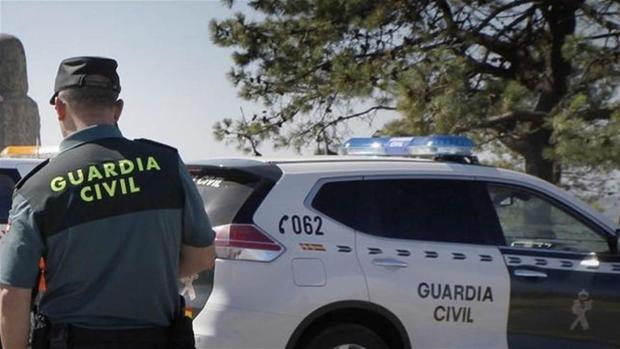 Arrestado tras amenazar de muerte a varias personas con un cuchillo en Chiclana