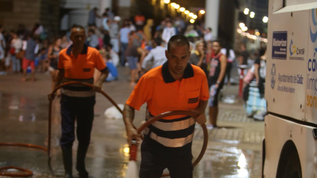 El Ayuntamiento prorrogrará de nuevo el pliego de limpieza de Cádiz