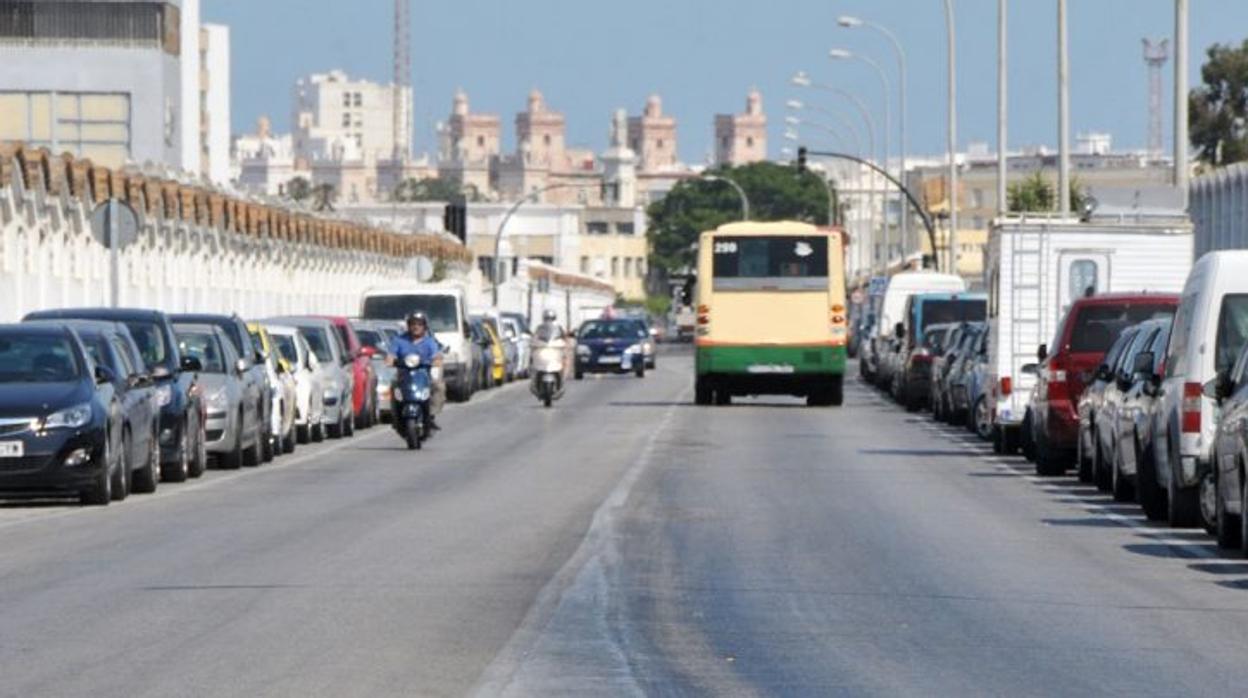 Avenida de Astilleros en Cádiz