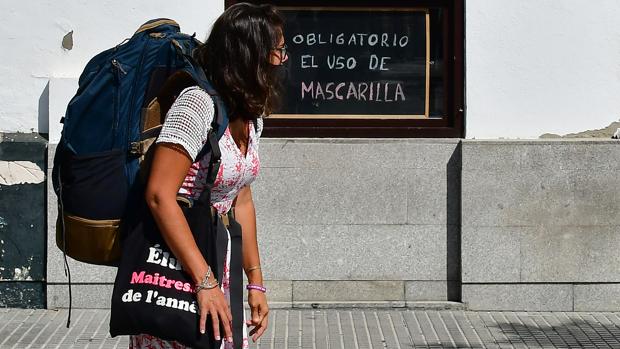 La sangría de pasajeros deja al turismo gaditano bajo mínimos