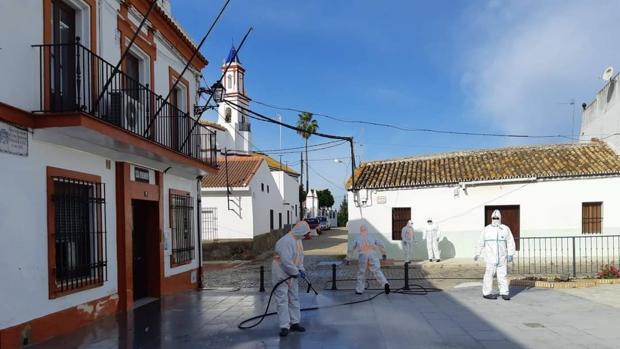 El pueblo sevillano de El Garrobo registra su primer positivo por Covid-19 desde el inicio de la pandemia