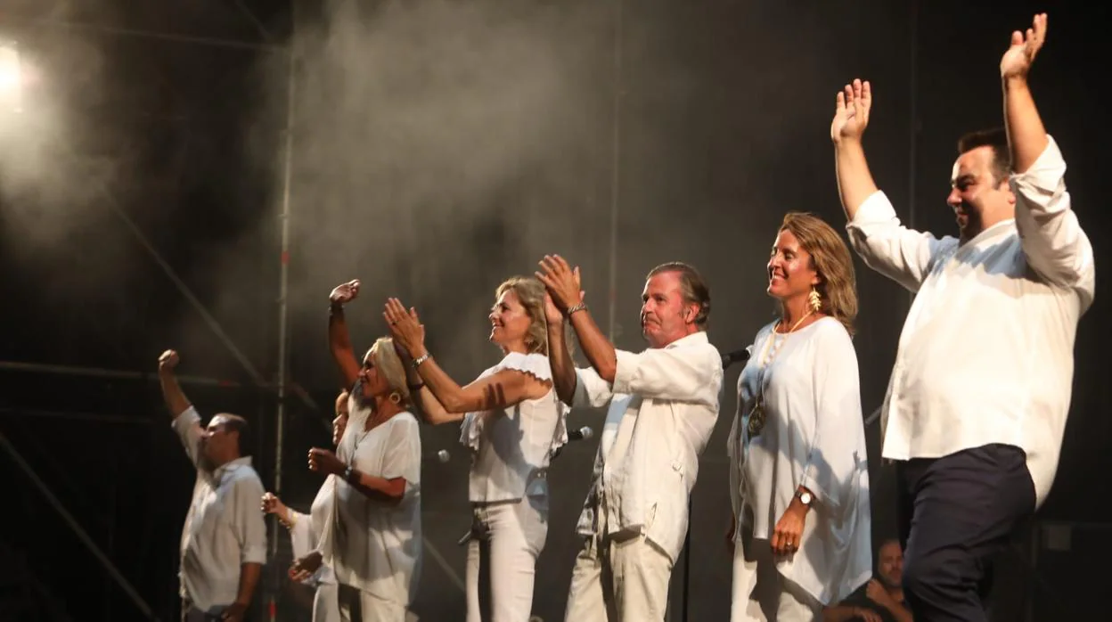 El grupo sevillano en un momento de su actuación en El Puerto