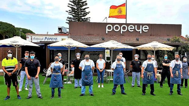 El restaurante Popeye cierra temporalmente por dos posibles positivos por Covid-19 entre sus empleados