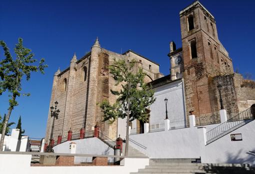 Cazalla de la Sierra: el pueblo que se toma a buches cortos