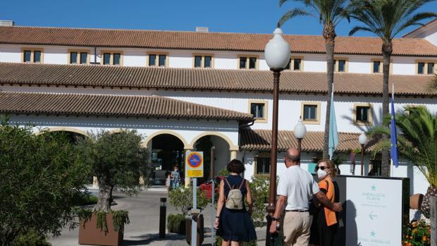 Chiclana aguanta el tirón pese al coronavirus