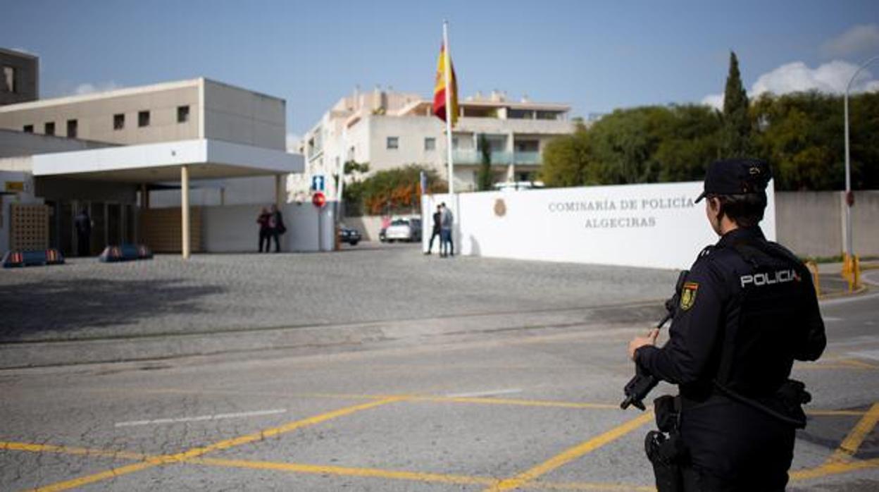 Imagen de la Comisaría de Policía, en Algeciras.