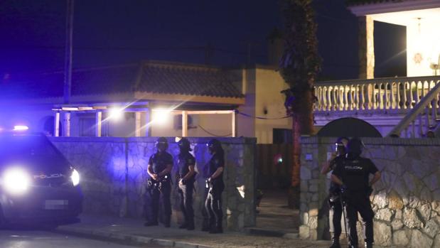 Dieciocho detenidos en registros contra el tráfico hachís en Cádiz y Málaga